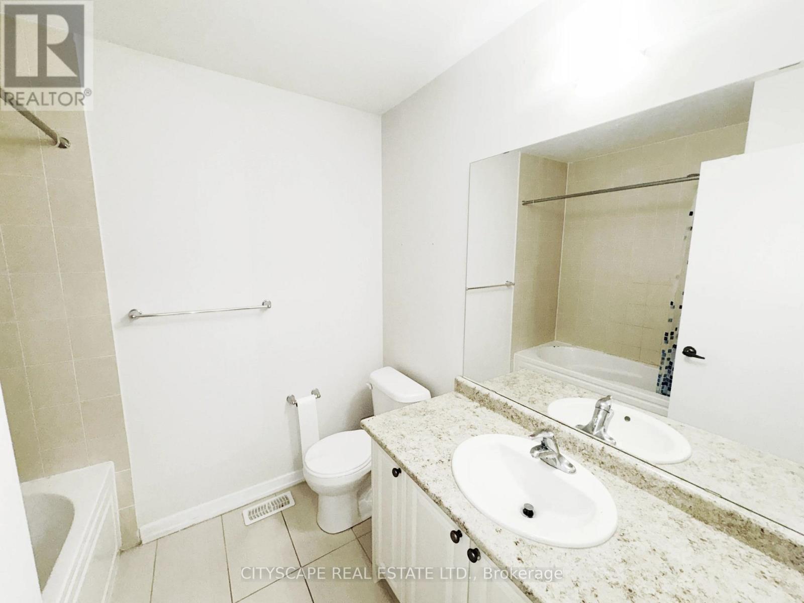 16 Pagebrook Crescent, Hamilton, Ontario  L8J 0K7 - Photo 32 - X12525238