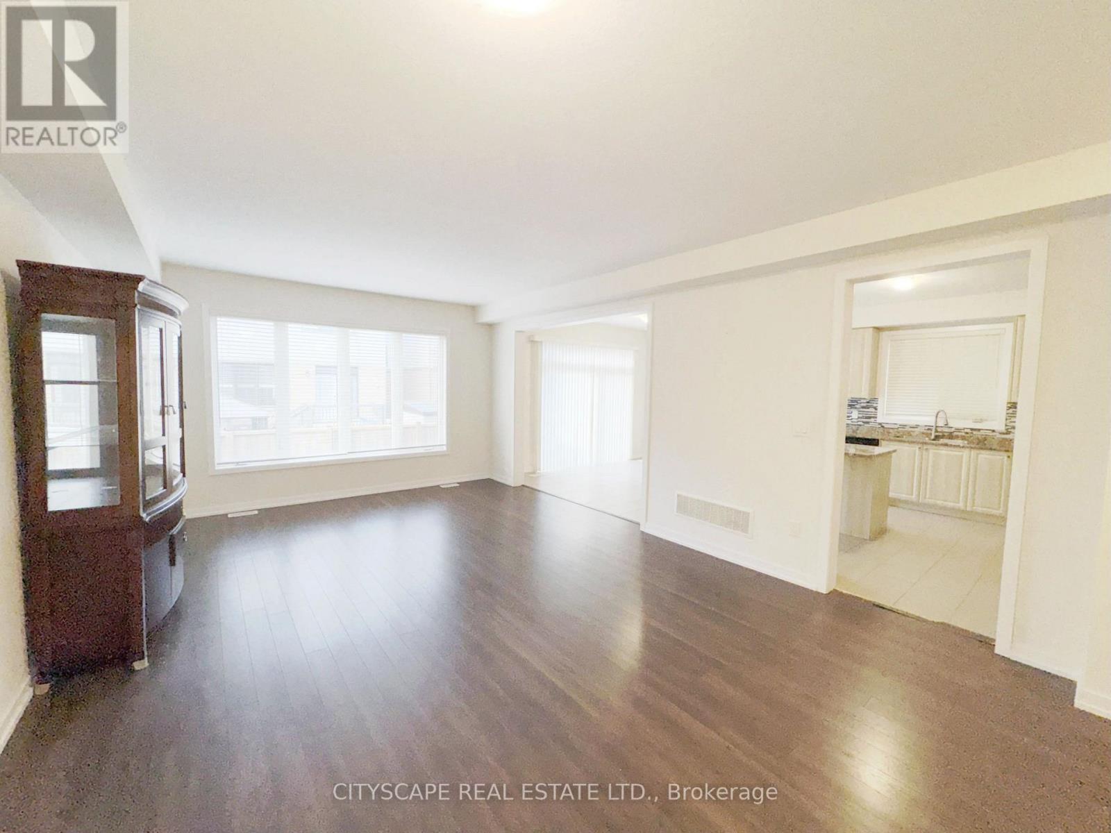 16 Pagebrook Crescent, Hamilton, Ontario  L8J 0K7 - Photo 8 - X12525238