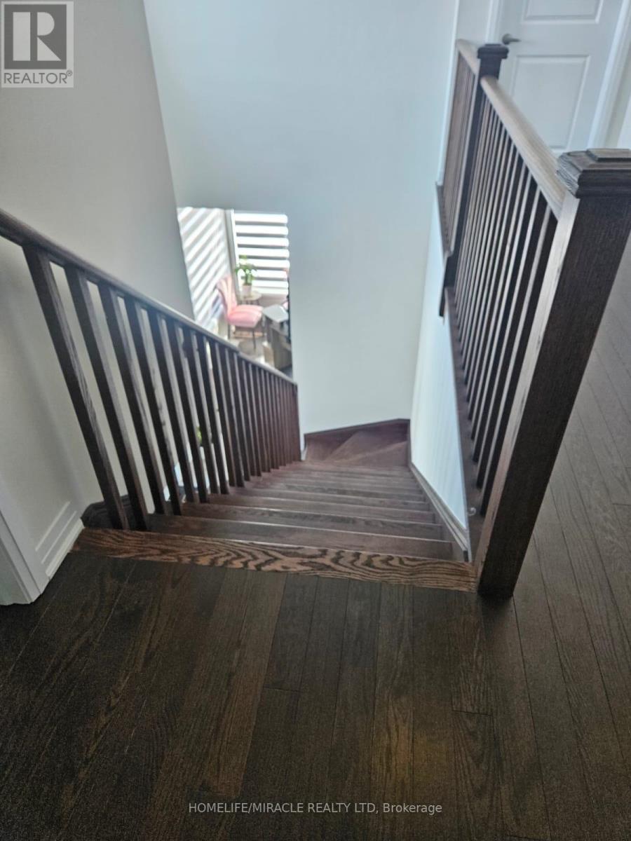 10 Gibson Drive, Erin, Ontario  N0B 1T0 - Photo 7 - X12525264