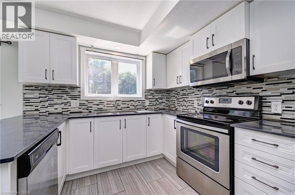 190 Century Hill Drive Unit# A4, Kitchener, Ontario N2E 0G9 - Photo 4 - 40786794