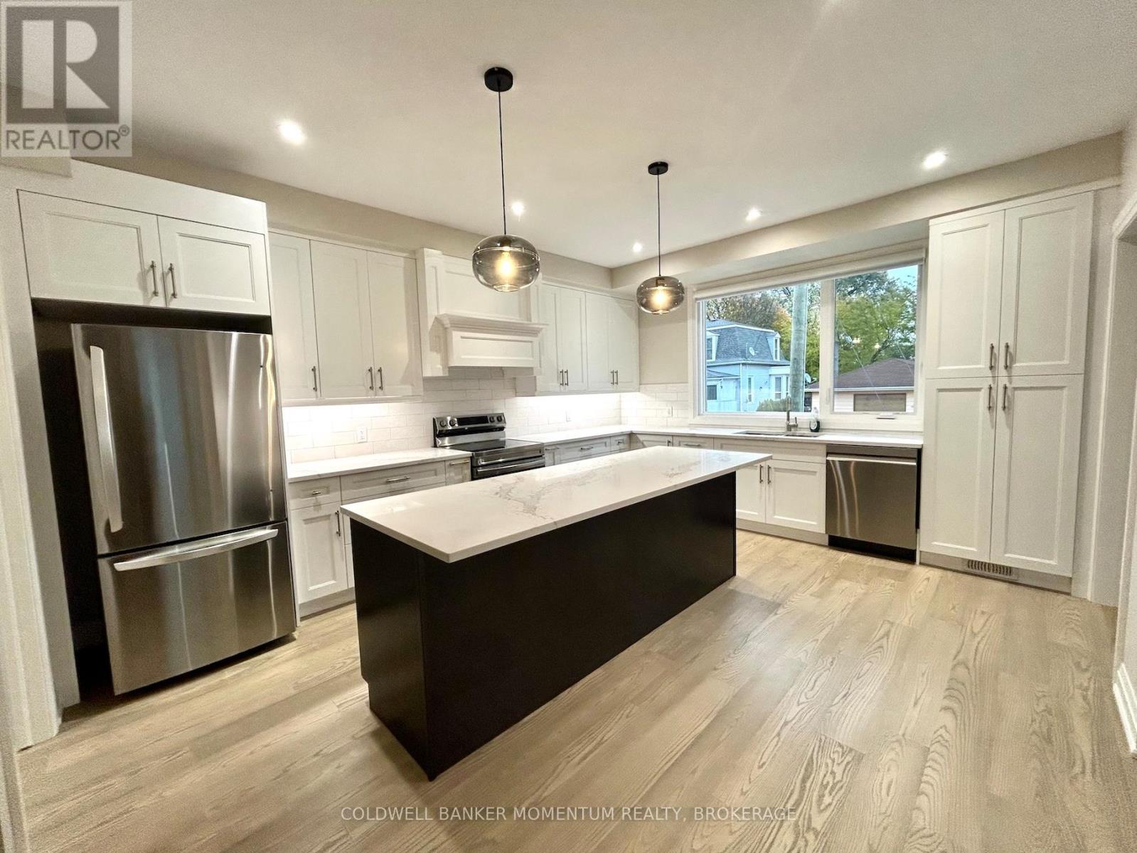 4499 Fourth Avenue, Niagara Falls, Ontario  L2E 4N4 - Photo 4 - X12525280