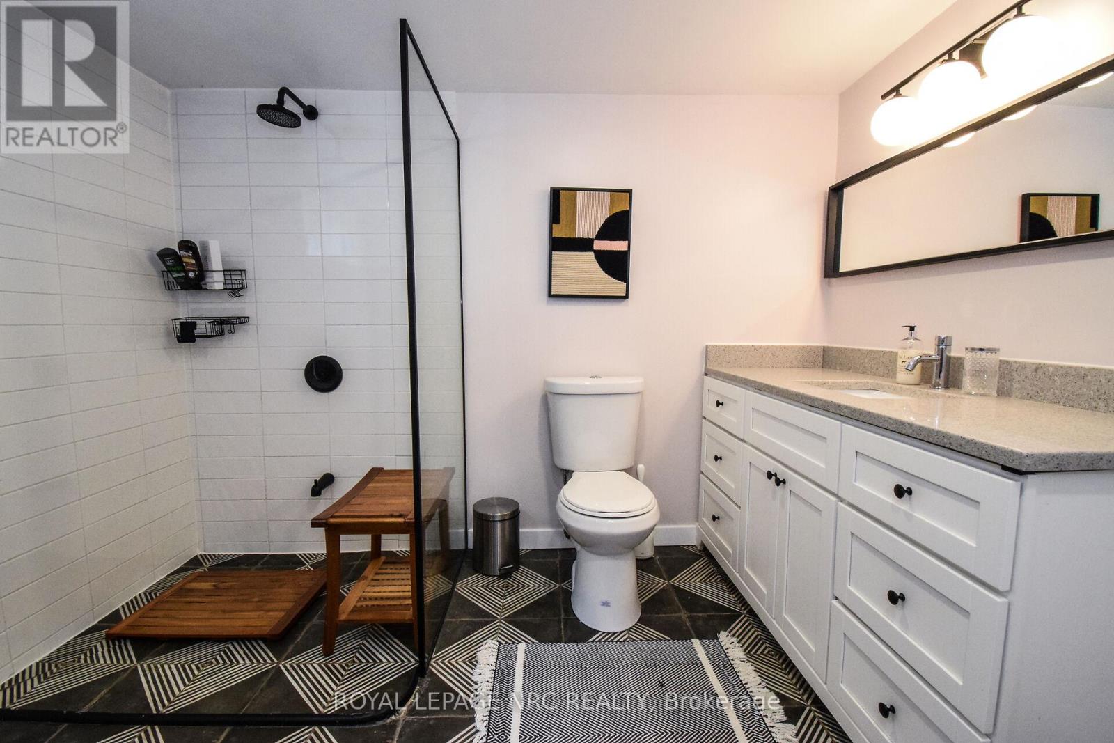 191 Dalhousie Avenue, St. Catharines (Port Dalhousie), Ontario  L2N 4X8 - Photo 31 - X12525294