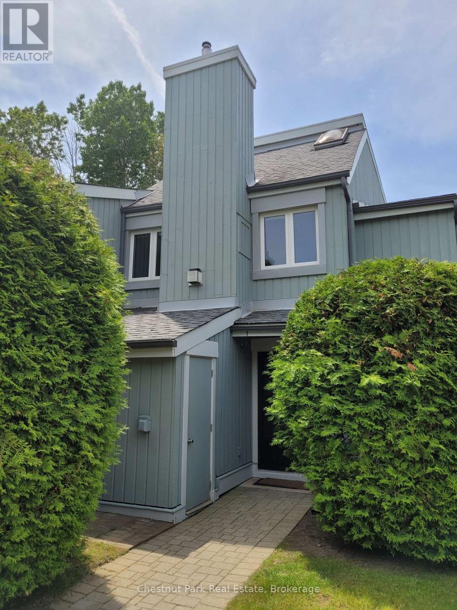 5 - 100 Fairway Crescent, Collingwood, Ontario L9Y 5B4 - Photo 2 - S12525302