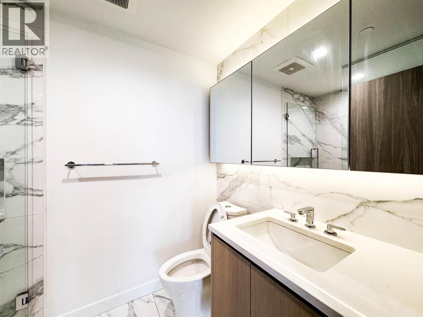 18** 4880 Lougheed Highway, Burnaby, British Columbia  V5C 0N1 - Photo 3 - R3065949