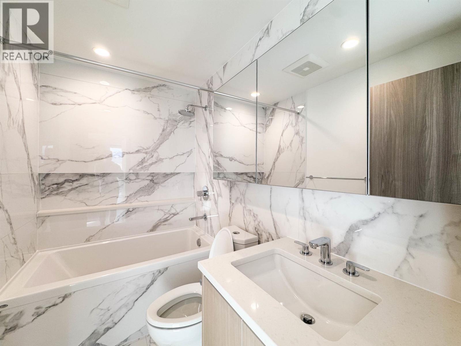 18** 4880 Lougheed Highway, Burnaby, British Columbia  V5C 0N1 - Photo 4 - R3065949