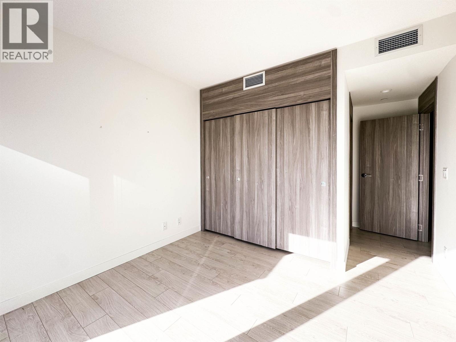 18** 4880 Lougheed Highway, Burnaby, British Columbia  V5C 0N1 - Photo 6 - R3065949