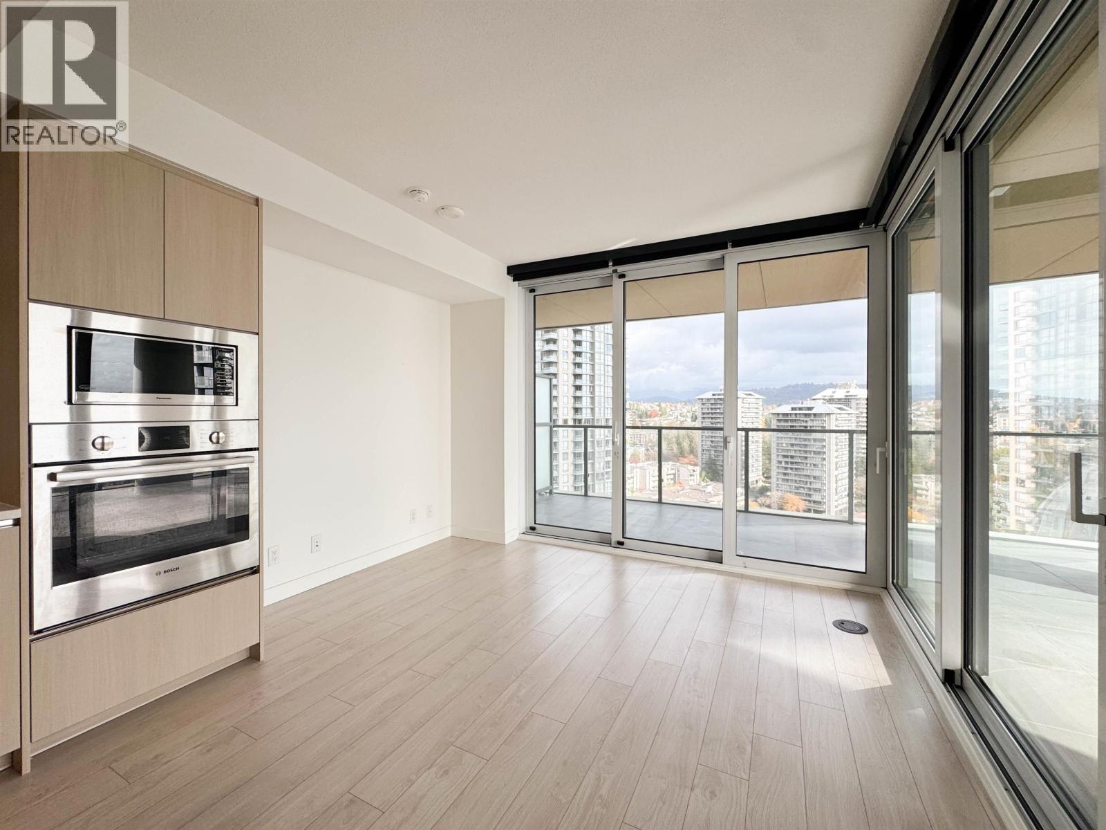 18** 4880 Lougheed Highway, Burnaby, British Columbia  V5C 0N1 - Photo 9 - R3065949