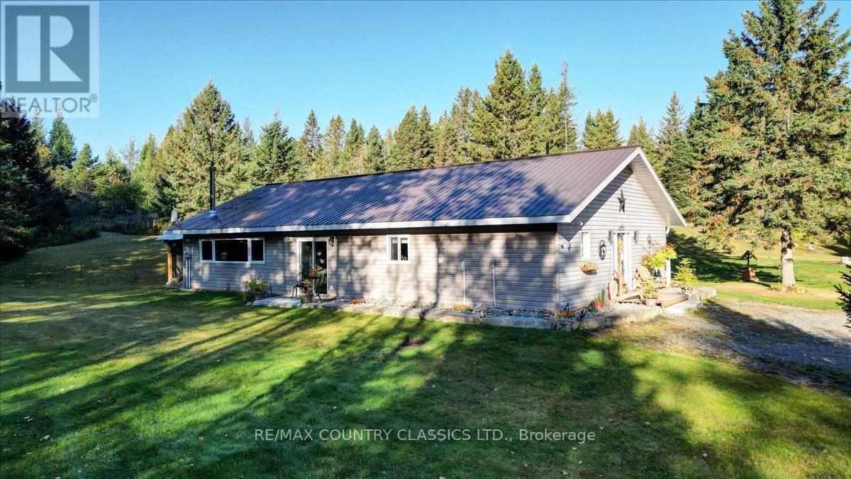 1689 Graphite Road, Hastings Highlands (Monteagle Ward), Ontario  K0L 2S0 - Photo 8 - X12521072