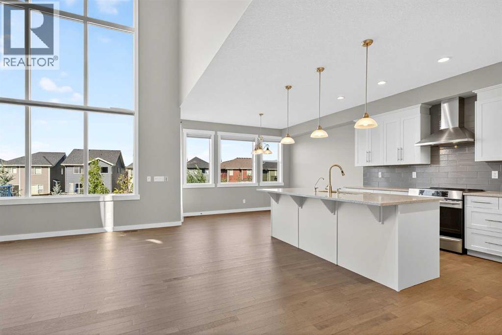 574 Sherwood Boulevard Nw, Calgary, Alberta  T3R 0R7 - Photo 7 - A2252427