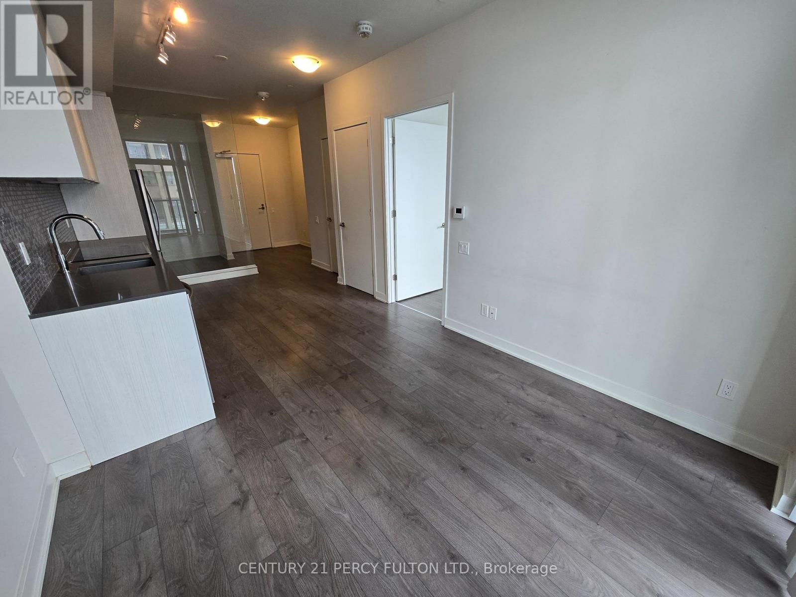 304 - 2 Sonic Way, Toronto, Ontario  M3C 0P1 - Photo 5 - C12525268