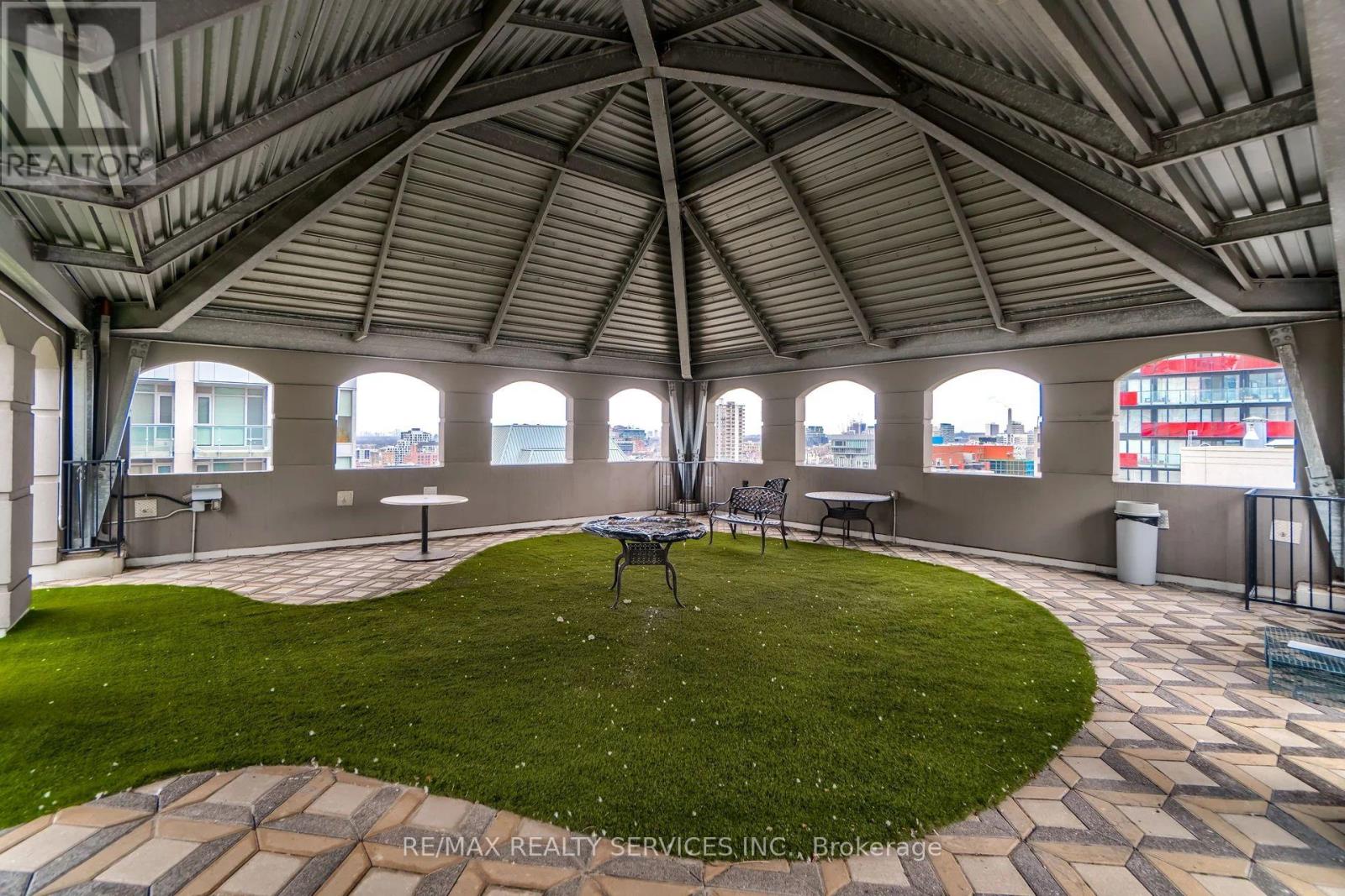 1012 - 140 Simcoe Street, Toronto, Ontario  M5H 4E9 - Photo 34 - C12525274