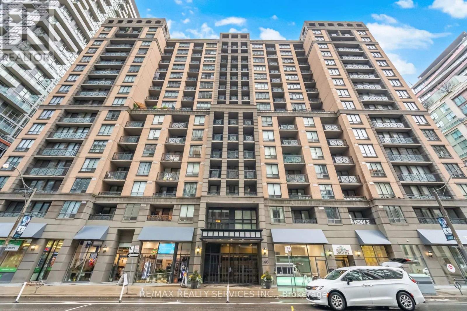 1012 - 140 Simcoe Street, Toronto, Ontario  M5H 4E9 - Photo 38 - C12525274