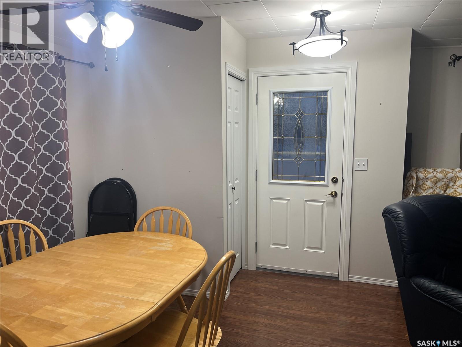 530 5th Street Ne, Wadena, Saskatchewan  S0A 4J0 - Photo 3 - SK023710