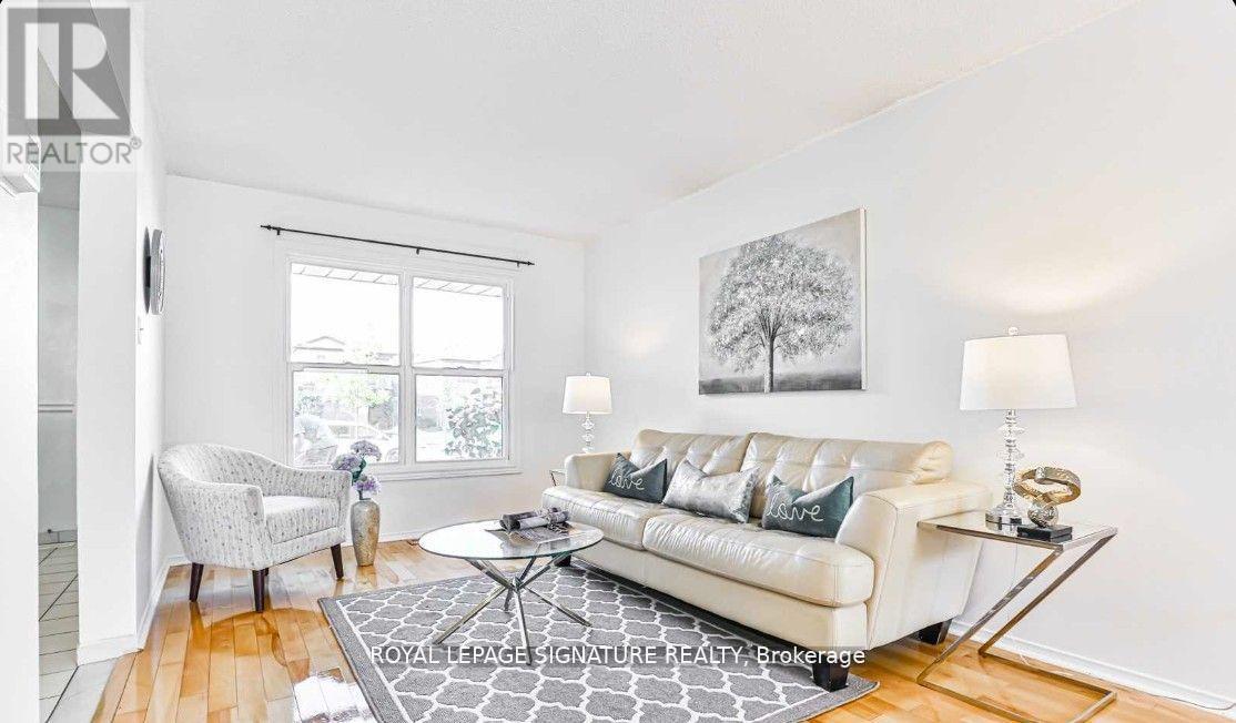 144 Reed Drive, Ajax (Central), Ontario  L1S 6V1 - Photo 4 - E12525304