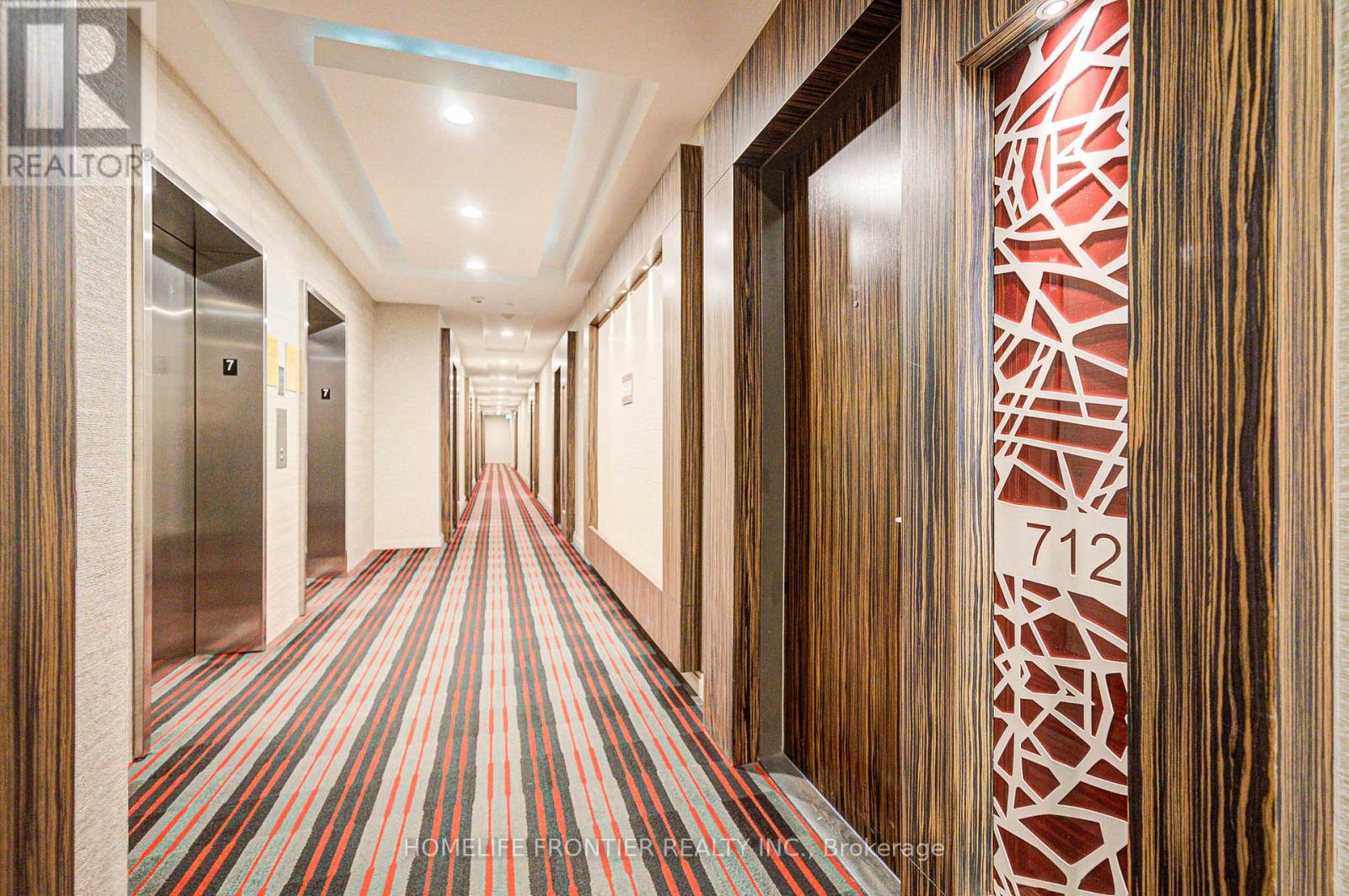 712 - 8763 Bayview Avenue, Richmond Hill, Ontario  L4B 3V1 - Photo 6 - N12525314