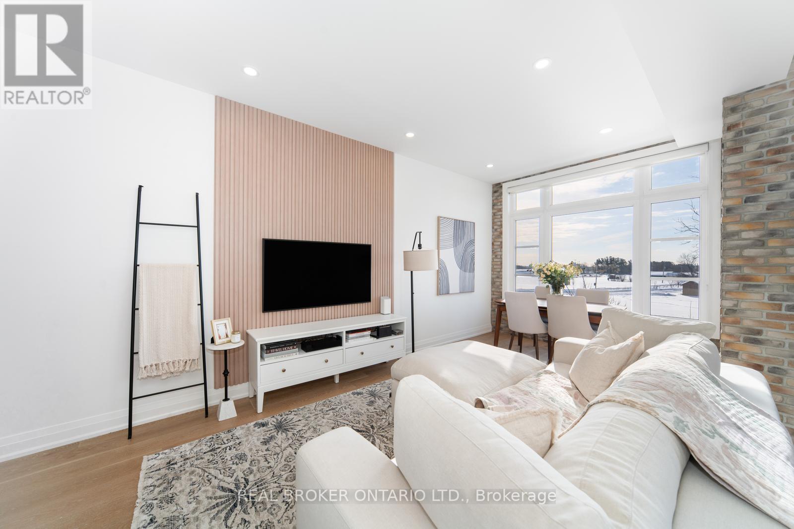 48 - 8167 Kipling Avenue, Vaughan (West Woodbridge), Ontario  L4L 0G4 - Photo 5 - N12525320