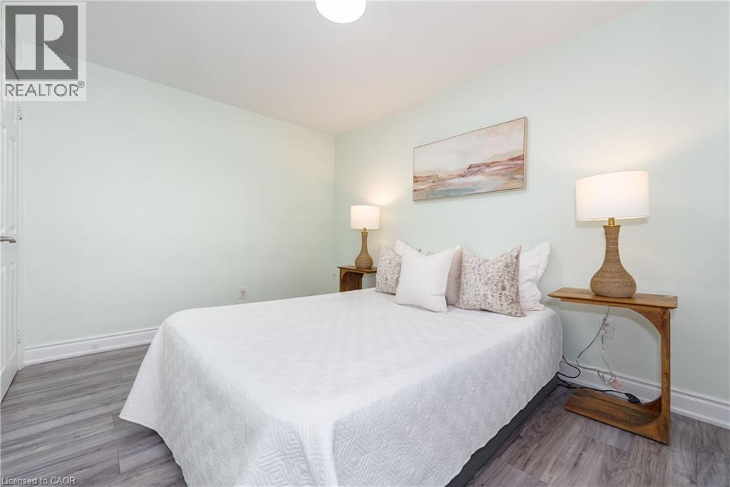 5433 Spruce Avenue, Burlington, Ontario  L7L 1N8 - Photo 22 - 40786796