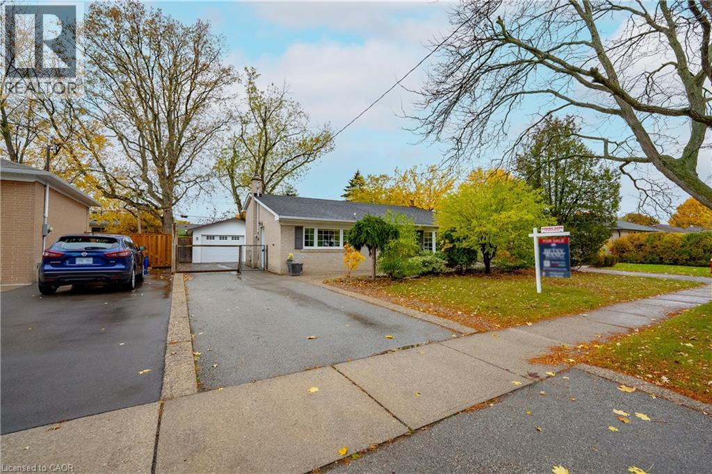 5433 Spruce Avenue, Burlington, Ontario  L7L 1N8 - Photo 3 - 40786796