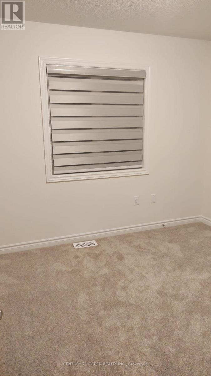 57 Phoenix Boulevard, Barrie, Ontario  L9J 0P7 - Photo 12 - S12525316