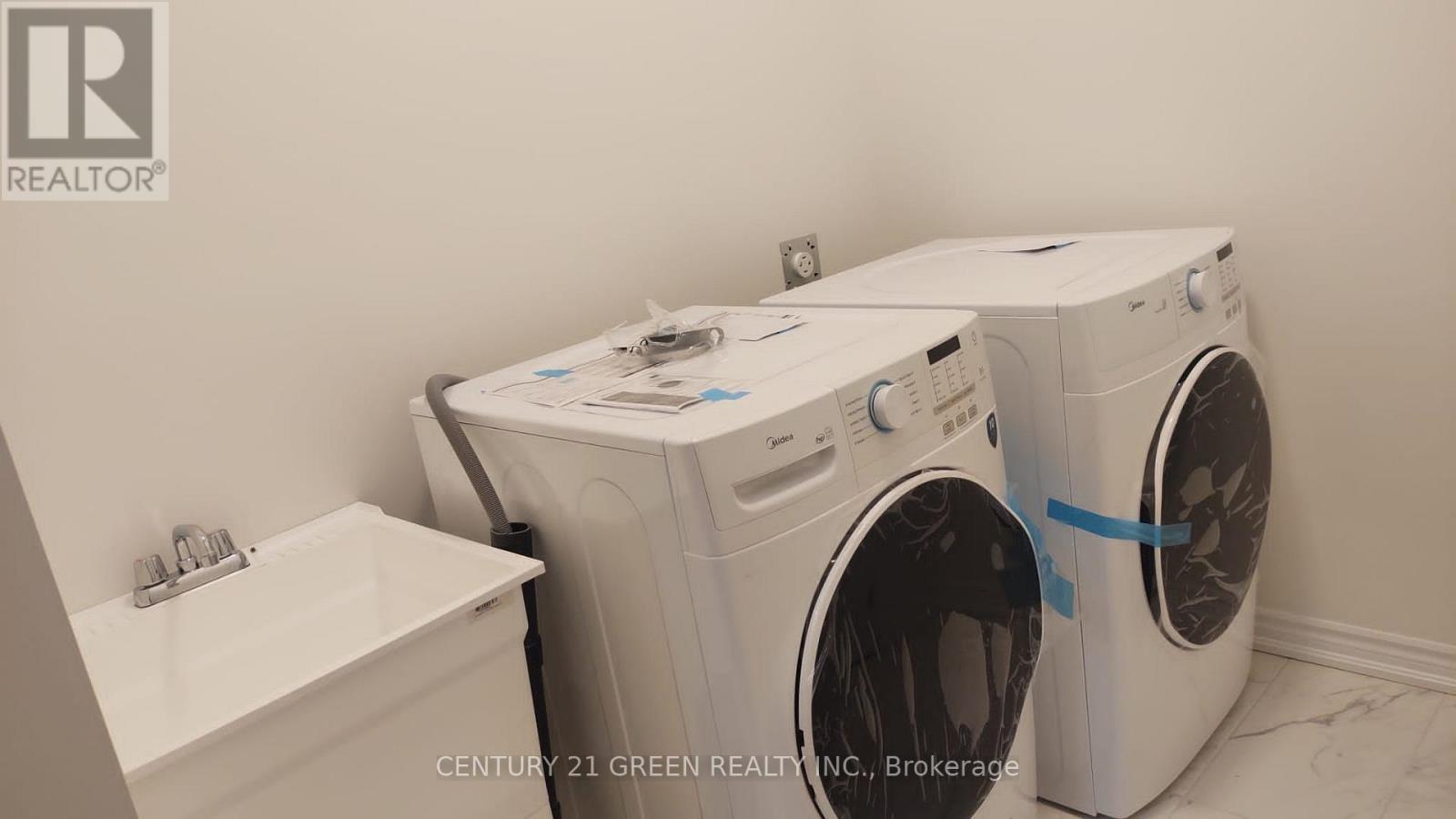 57 Phoenix Boulevard, Barrie, Ontario  L9J 0P7 - Photo 16 - S12525316