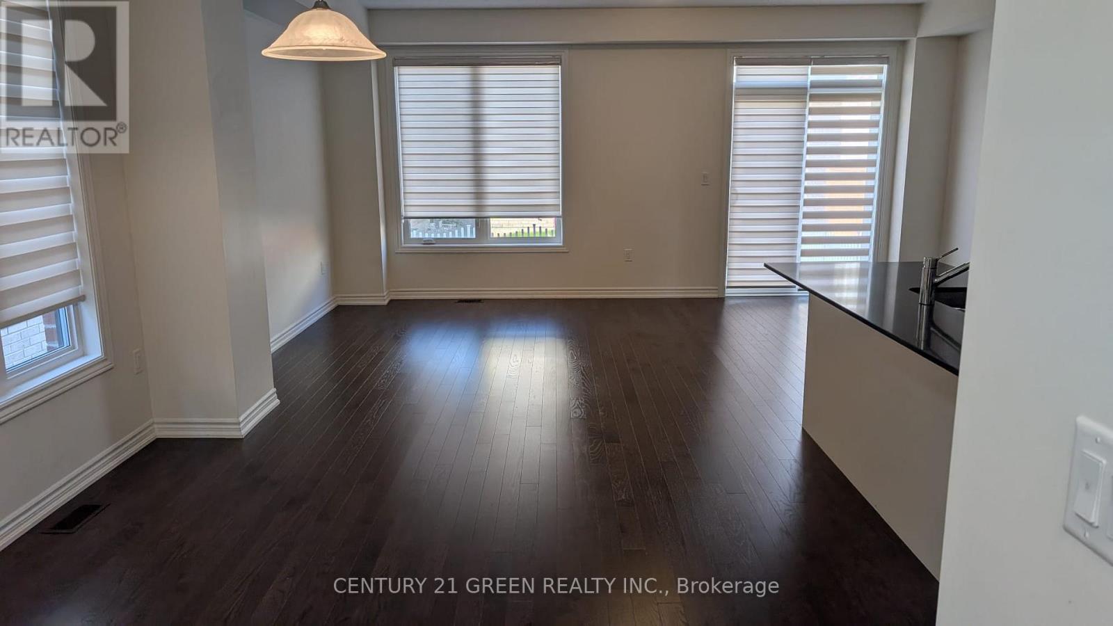 57 Phoenix Boulevard, Barrie, Ontario  L9J 0P7 - Photo 6 - S12525316