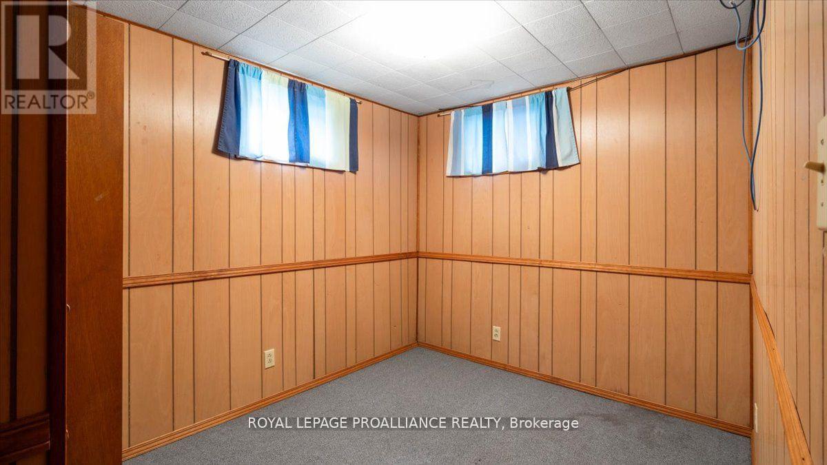 14 Connolly Avenue, Quinte West, Ontario  K8V 5T4 - Photo 33 - X12525380