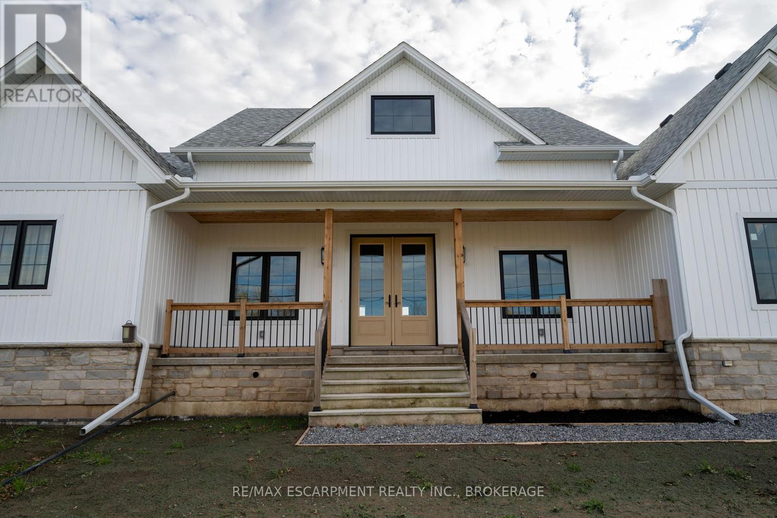 3809 Netherby Road, Fort Erie, Ontario L0S 1S0 - Photo 4 - X12524738