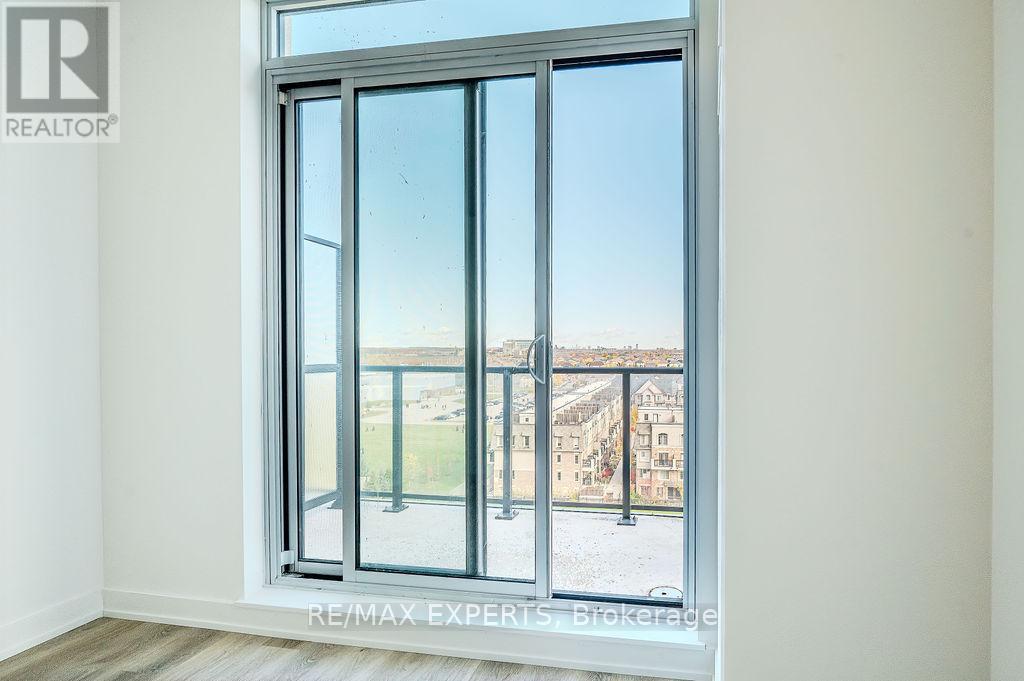 801 - 2475 Old Bronte Road, Oakville, Ontario  L6M 4J2 - Photo 11 - W12525296