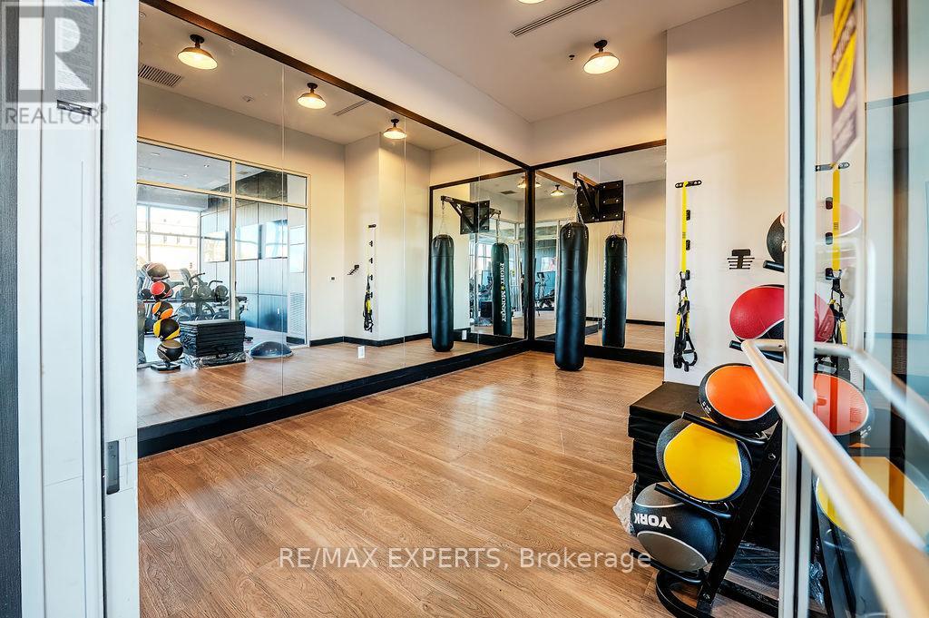 801 - 2475 Old Bronte Road, Oakville, Ontario  L6M 4J2 - Photo 17 - W12525296