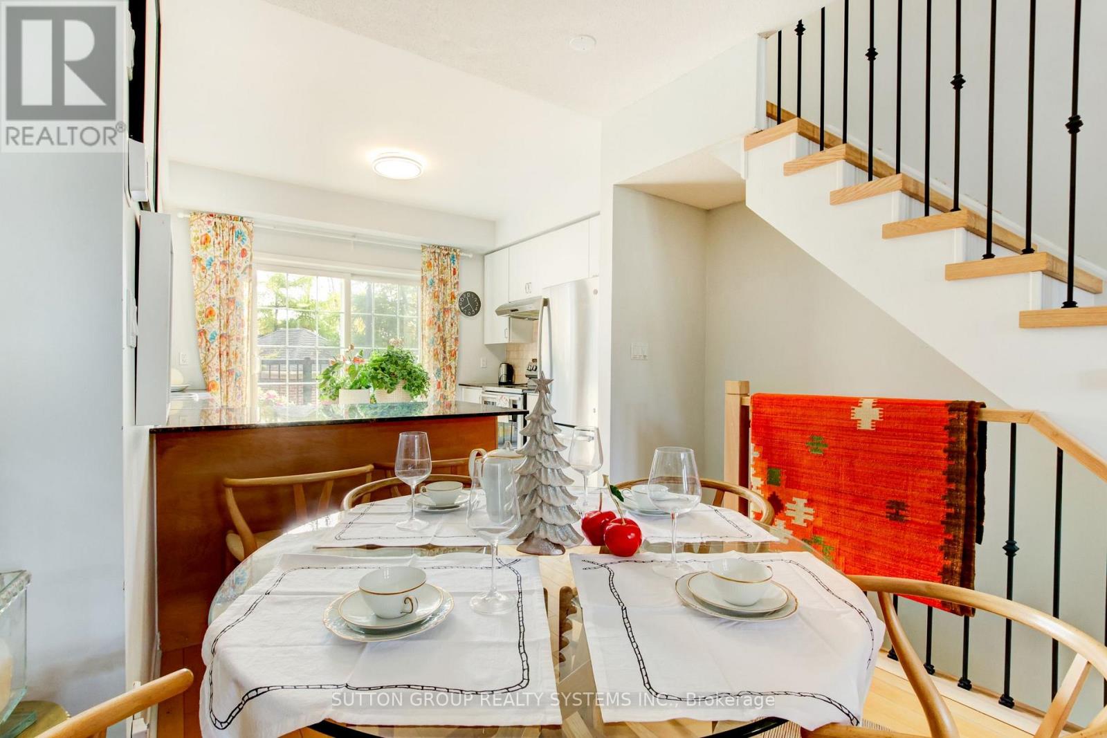 85 - 119b The Queensway, Toronto, Ontario  M6S 5B7 - Photo 14 - W12525306