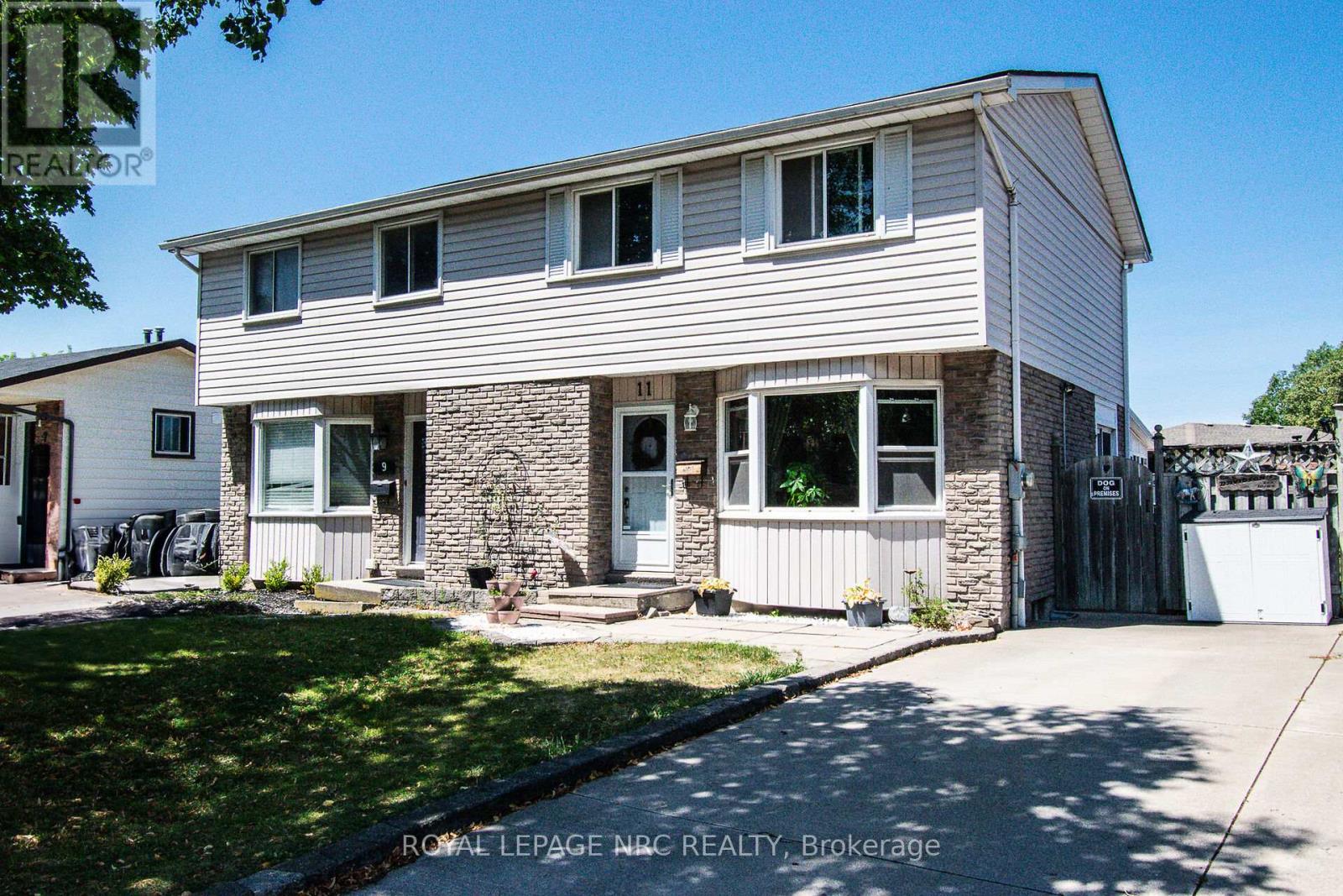 11 EXETER DRIVE, St. Catharines, Ontario