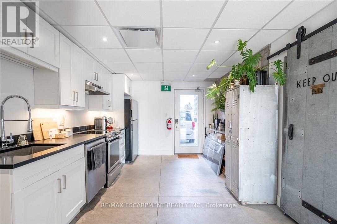 26 - 410 Winston Road, Grimsby (Grimsby Beach), Ontario  L3M 0H2 - Photo 18 - X12525266