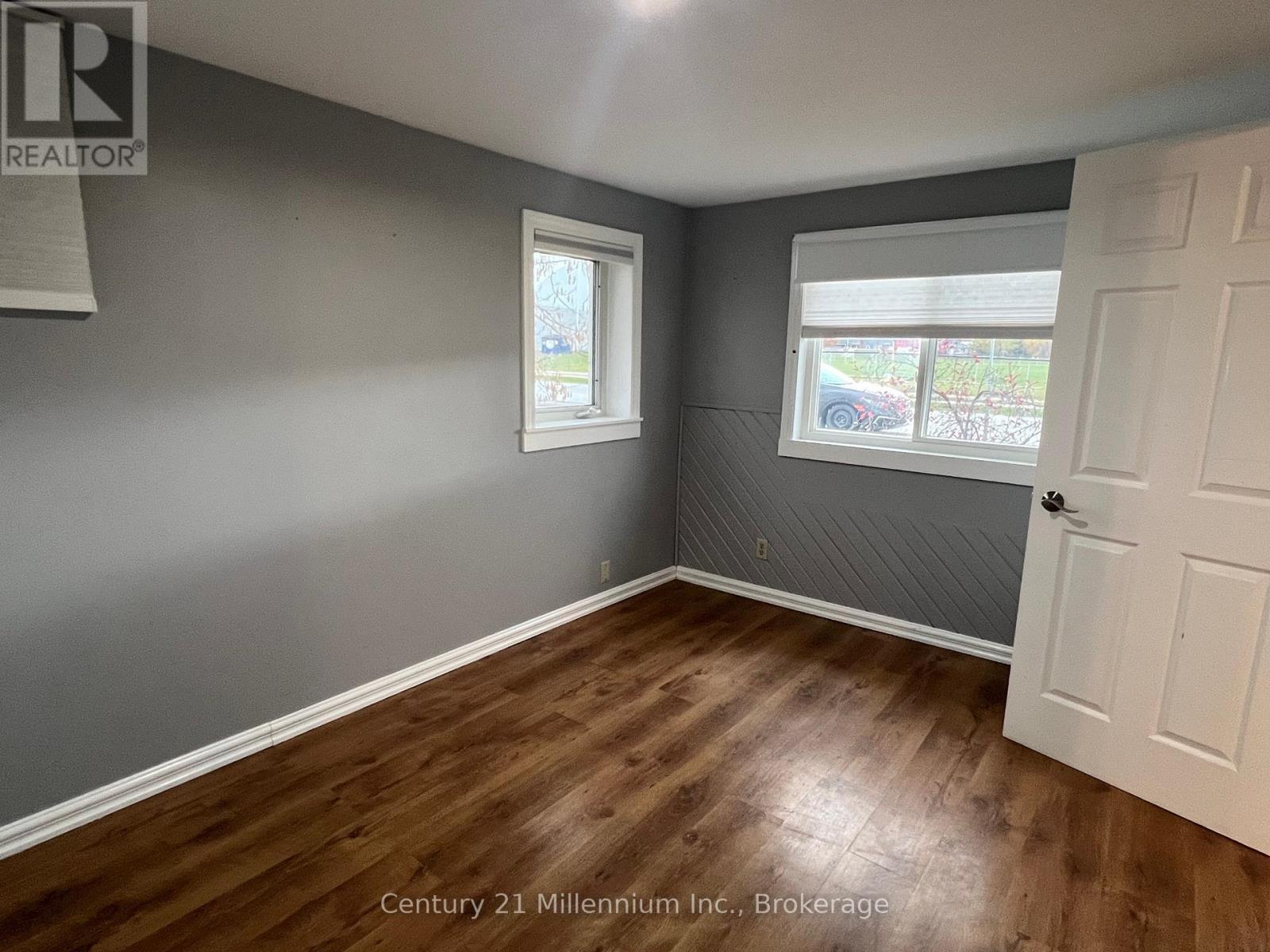 219 Spruce Street, Collingwood, Ontario  L9Y 3G9 - Photo 9 - S12525344