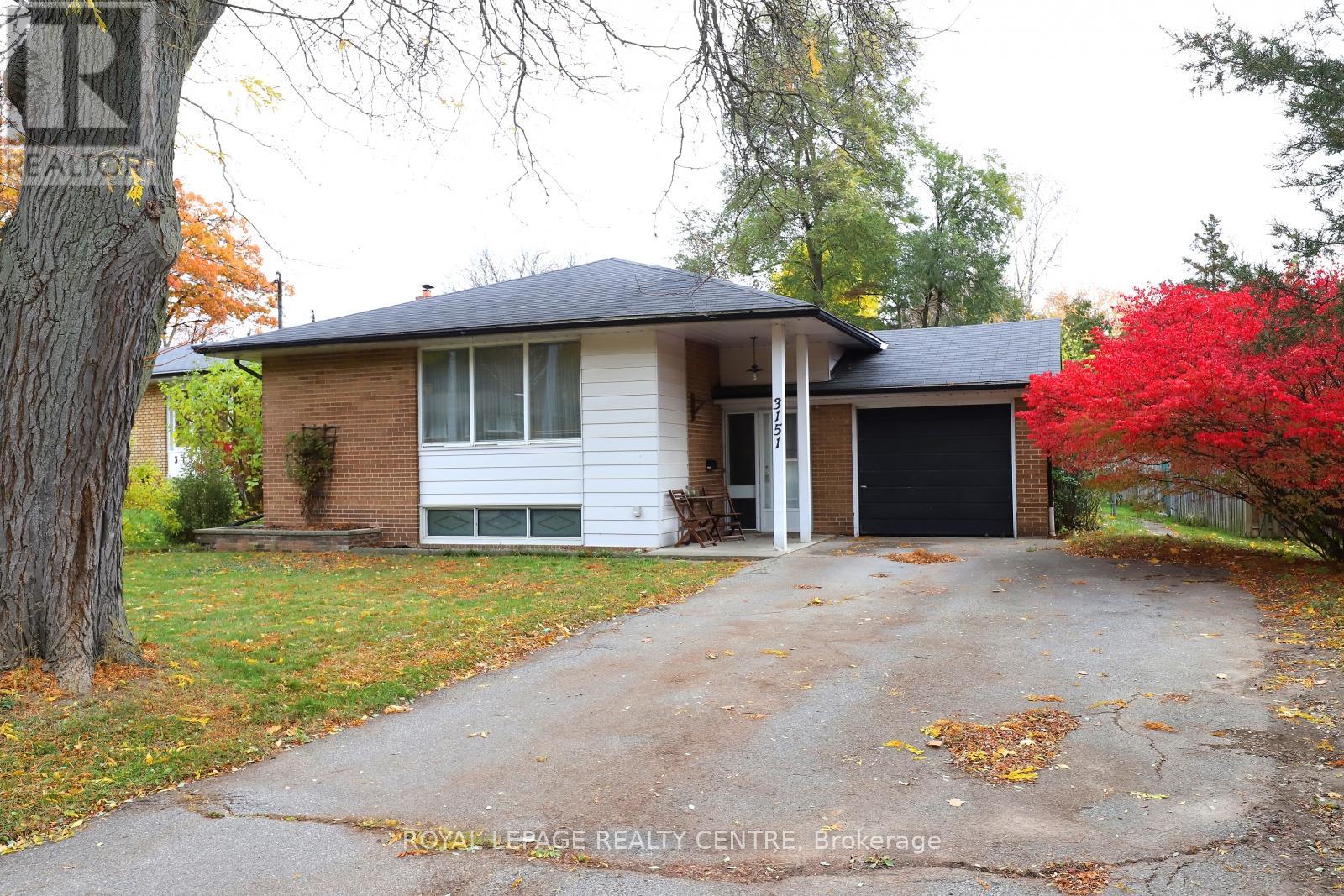 3151 THE CREDIT WOODLANDS, Mississauga, Ontario