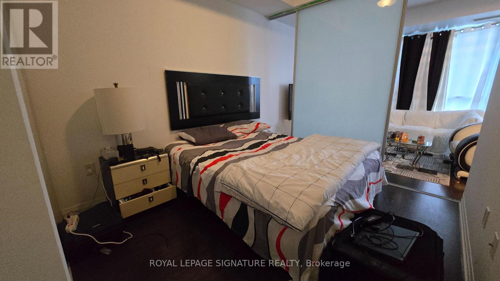 1004 - 25 Cole Street, Toronto, Ontario  M5A 4M3 - Photo 6 - C12403596