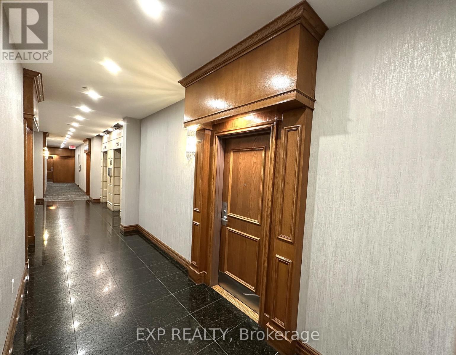 116 - 23 Lorraine Drive, Toronto (Willowdale West), Ontario  M2N 6Z6 - Photo 3 - C12520036