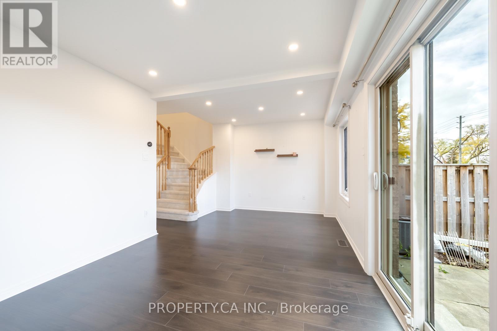 117 - 302 College Avenue W, Guelph, Ontario  N1G 4T6 - Photo 18 - X12525226