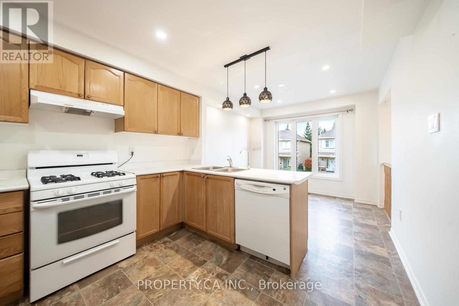 117 - 302 College Avenue W, Guelph, Ontario  N1G 4T6 - Photo 9 - X12525226