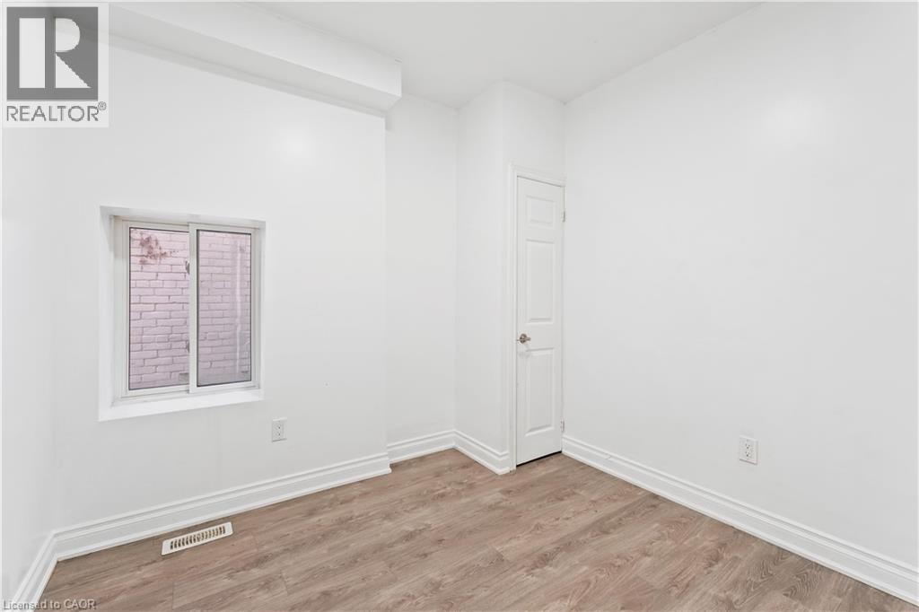 110 Myrtle Avenue Unit# 2, Hamilton, Ontario  L8M 2G2 - Photo 15 - 40786640