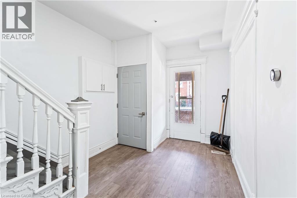 110 Myrtle Avenue Unit# 2, Hamilton, Ontario  L8M 2G2 - Photo 4 - 40786640