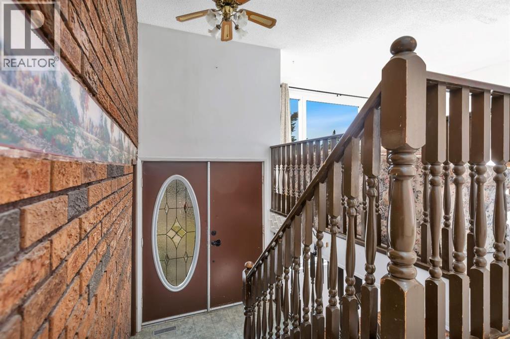 5628 55 Avenue, Rocky Mountain House, Alberta  T0M 1T4 - Photo 6 - A2262714