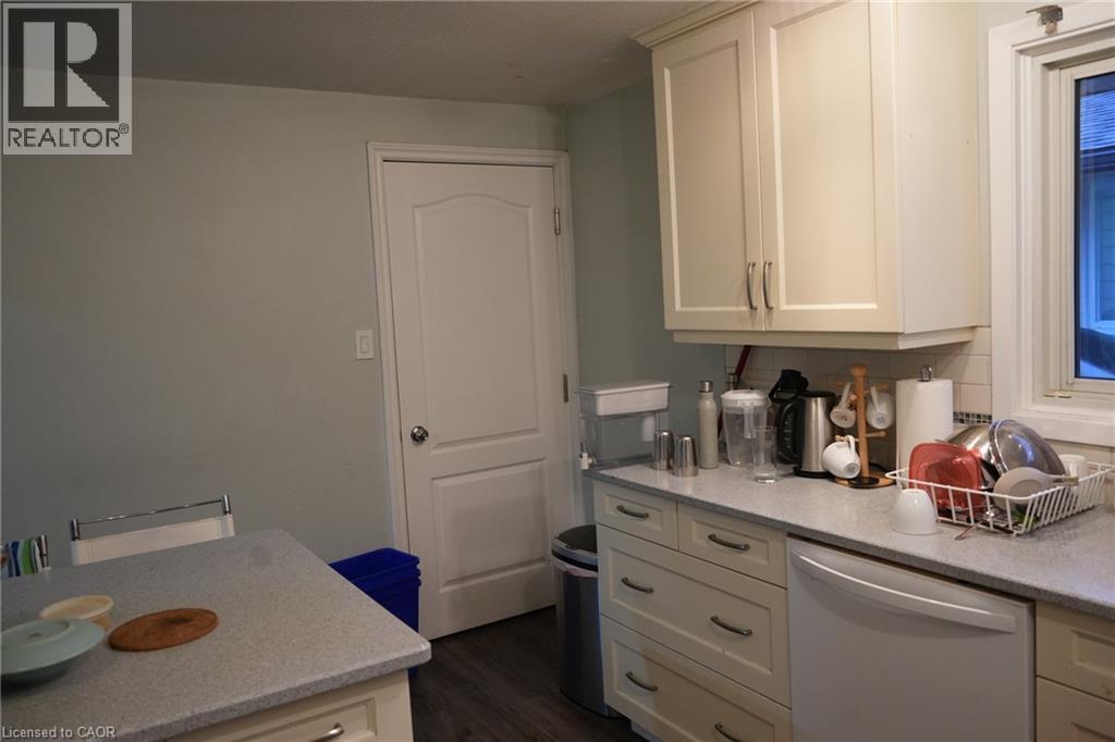 34 Appalachian Crescent, Kitchener, Ontario  N2E 1A4 - Photo 6 - 40786798