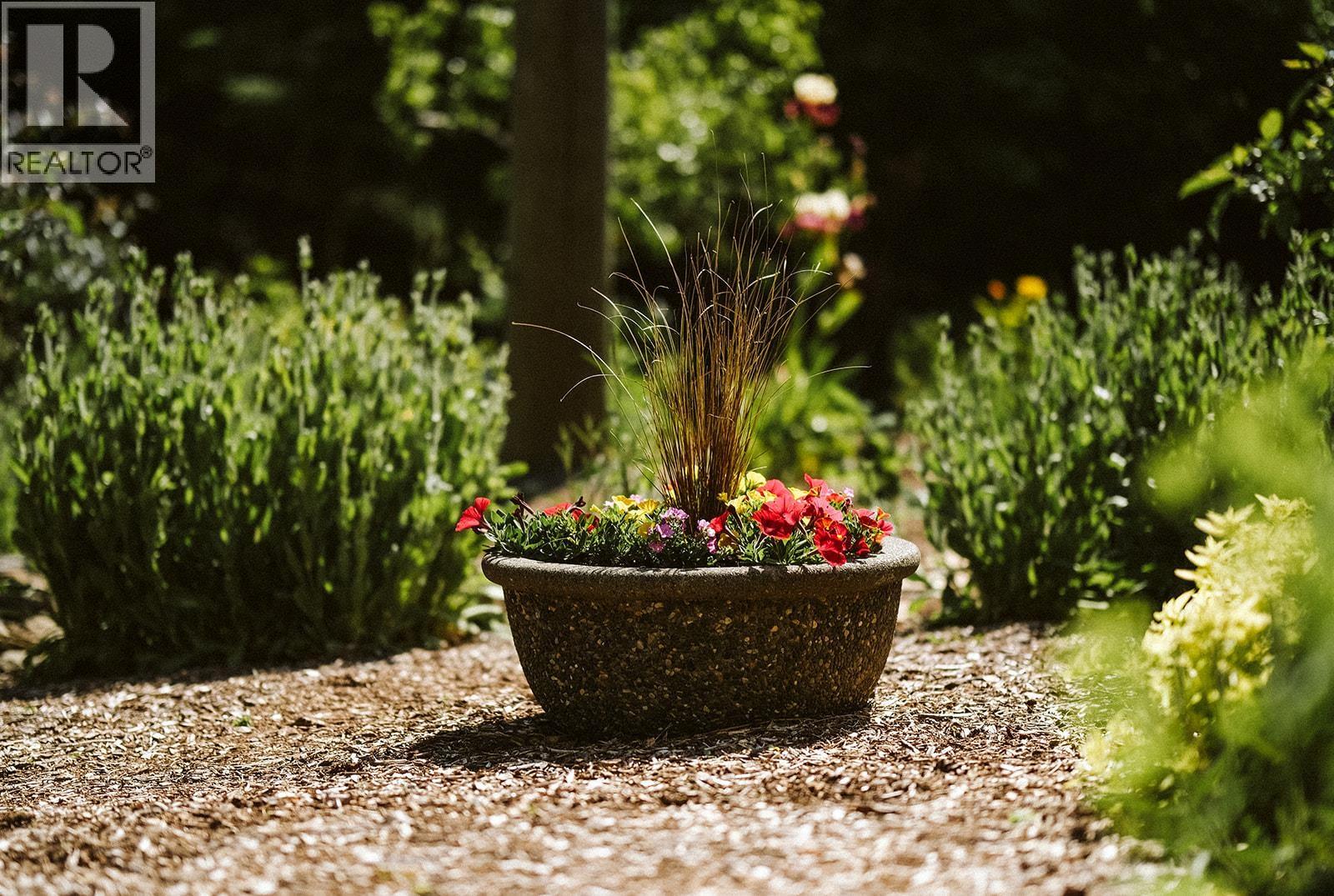 1275 Sunnyside Drive, Galiano Island, British Columbia  V0N 1P0 - Photo 24 - R3011685