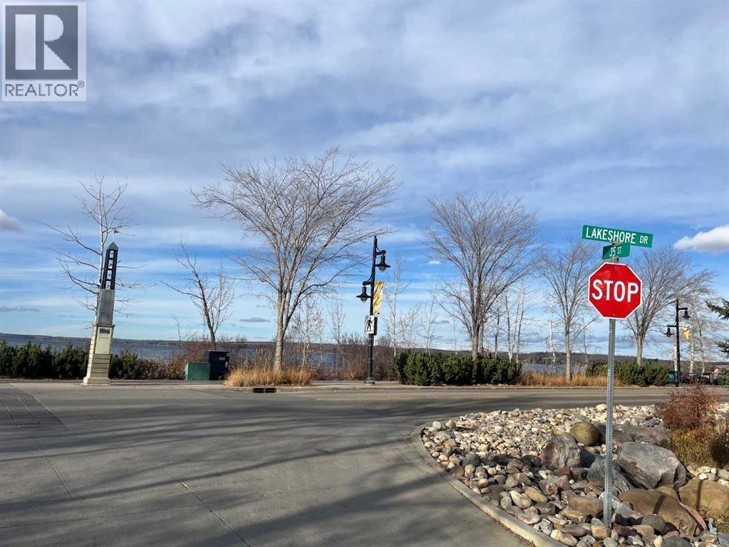 5027 35 Street, Sylvan Lake, Alberta  T4S 1B3 - Photo 9 - A2267836