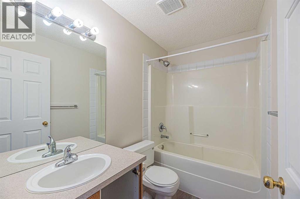 28 Martha's Meadow Place Ne, Calgary, Alberta  T3J 4H6 - Photo 24 - A2268817