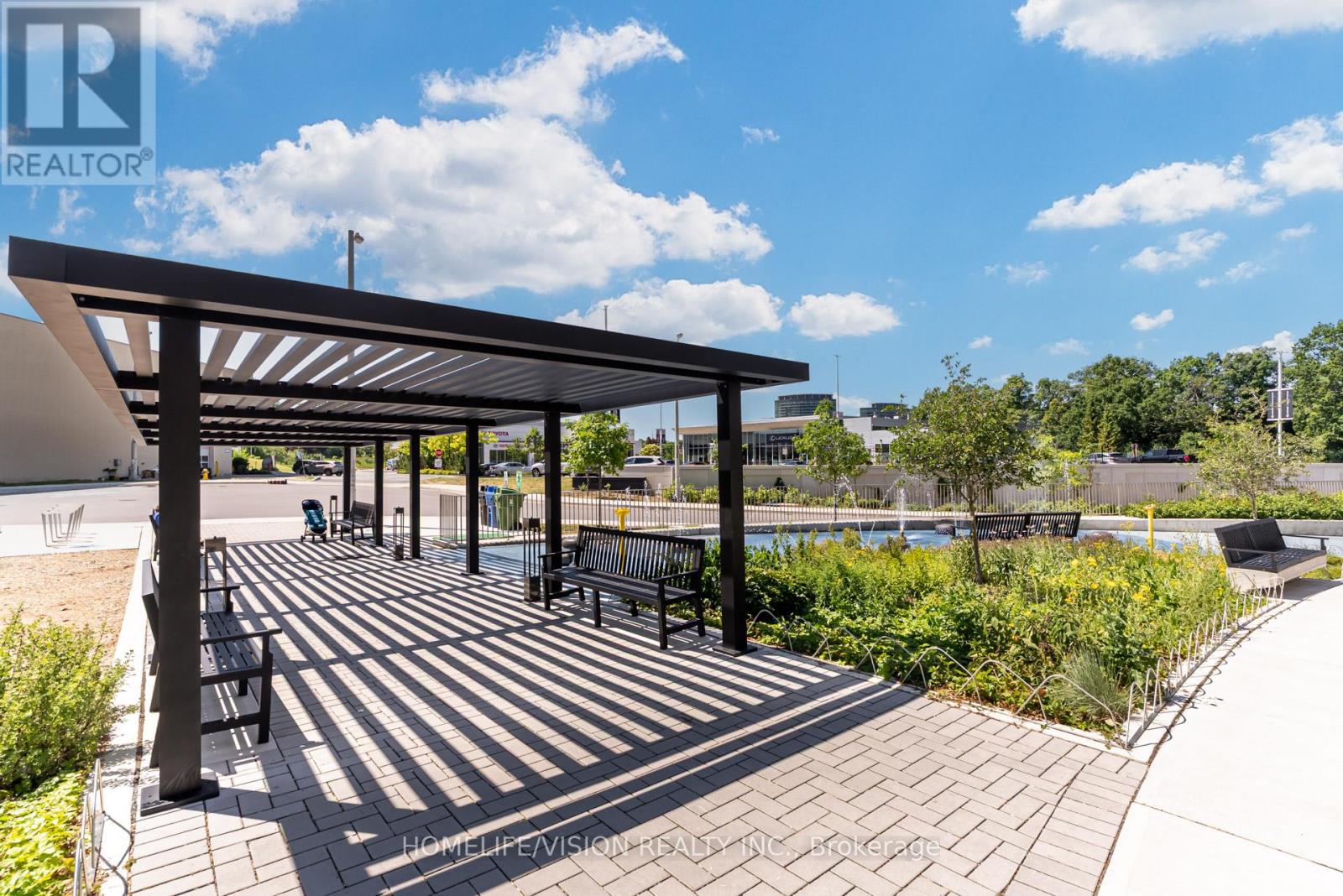 1810 - 30 Inn On The Park Drive, Toronto (Banbury-Don Mills), Ontario  M3C 0P7 - Photo 2 - C12525350