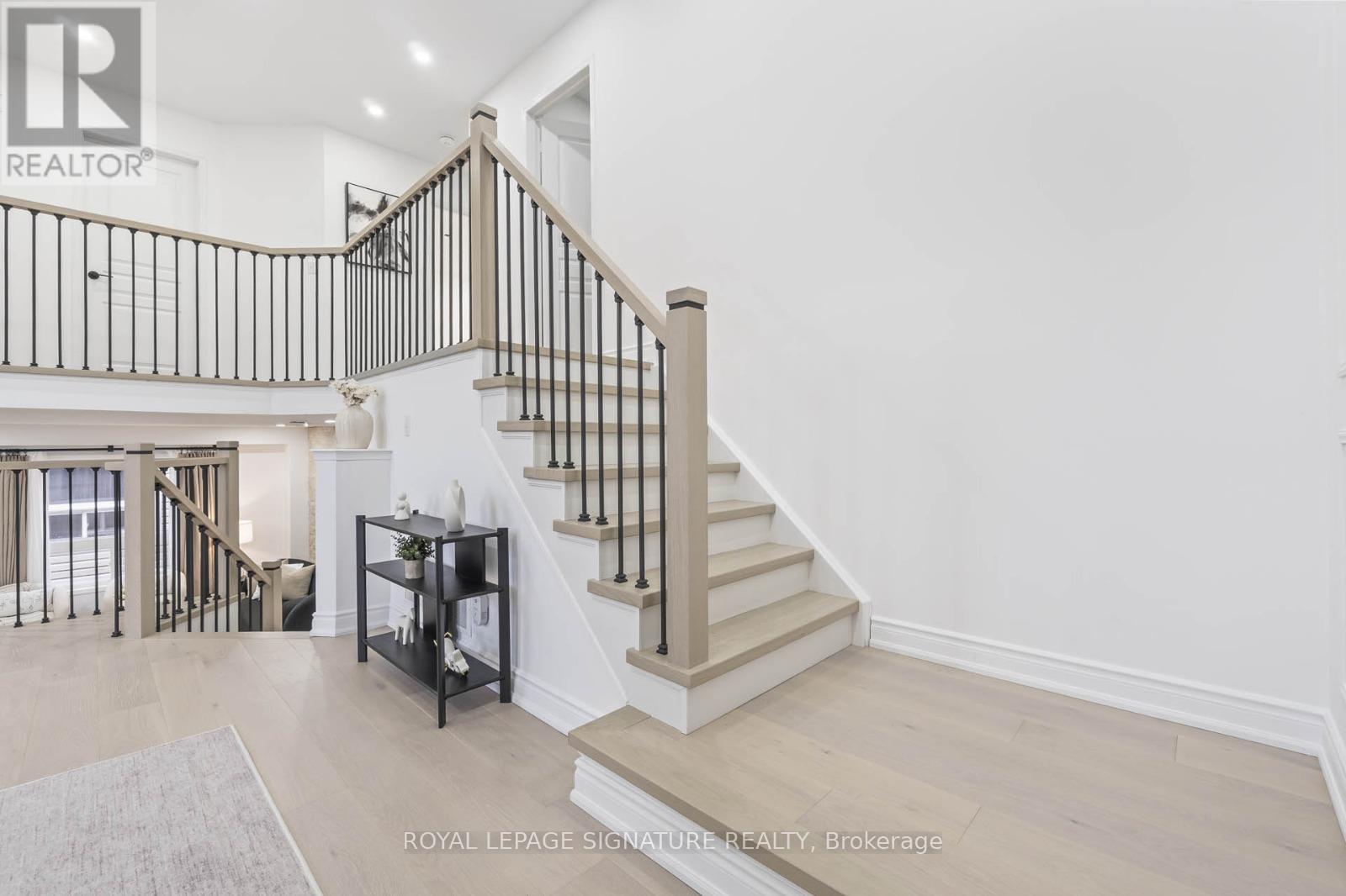 607 Shaftsbury Street, Oshawa (Eastdale), Ontario  L1K 2X4 - Photo 6 - E12508628