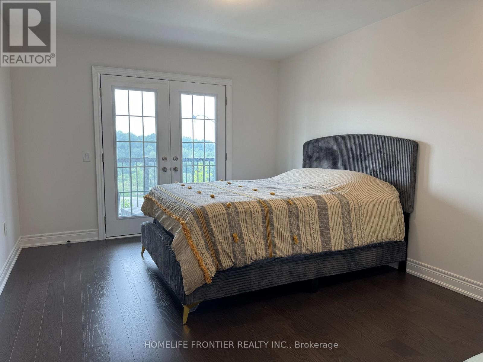 296 Ben Sinclair Avenue, East Gwillimbury (Queensville), Ontario  L9N 0Z1 - Photo 29 - N12525356