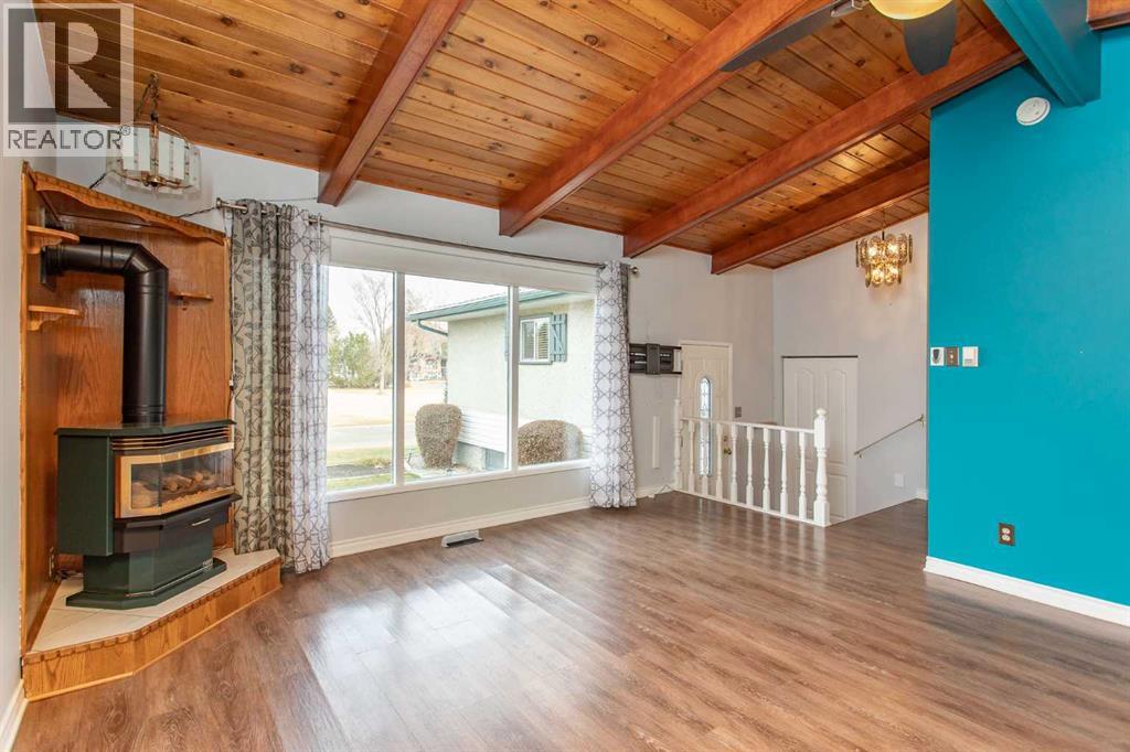 24 Mckee Close, Red Deer, Alberta  T4N 0L9 - Photo 7 - A2266768