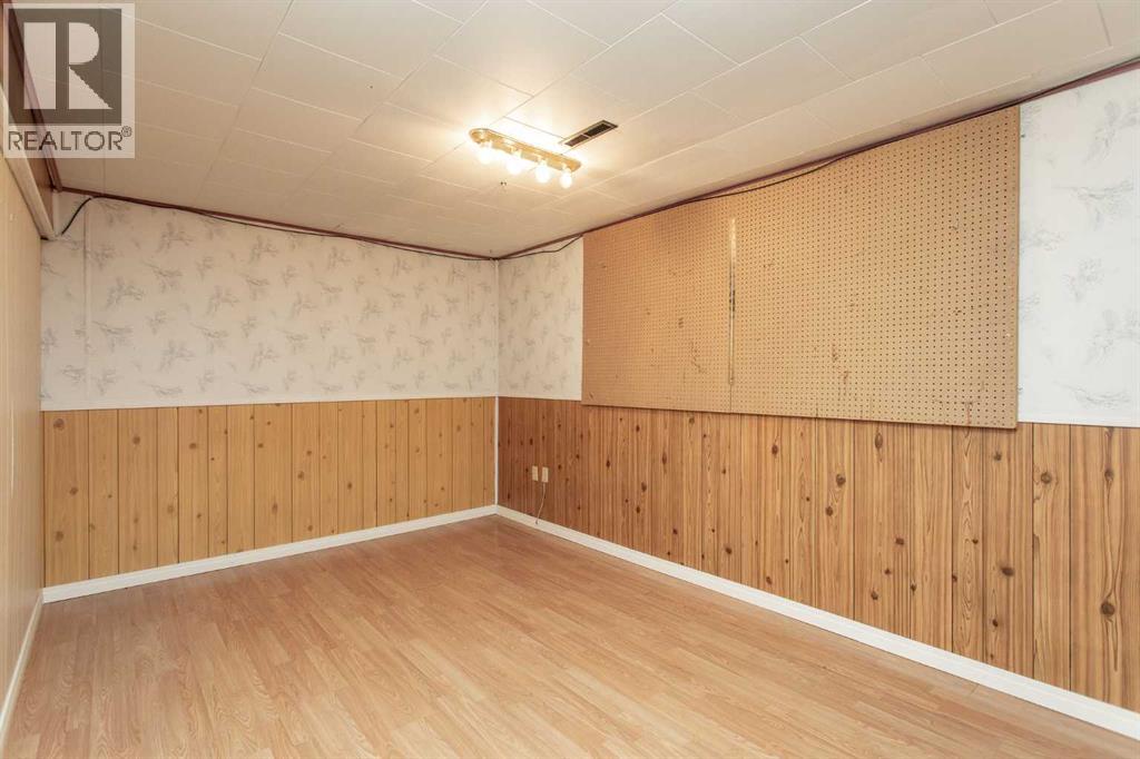 24 Mckee Close, Red Deer, Alberta  T4N 0L9 - Photo 26 - A2266768